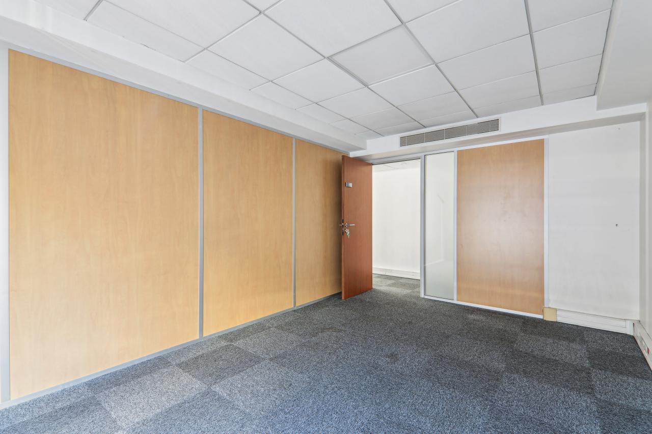 Bureau Paris 1571m² Location bureau Paris OLBUR2530496 6